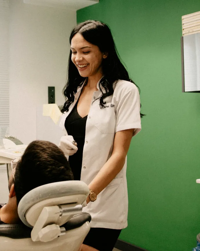 Modelo de página de dentista de estética